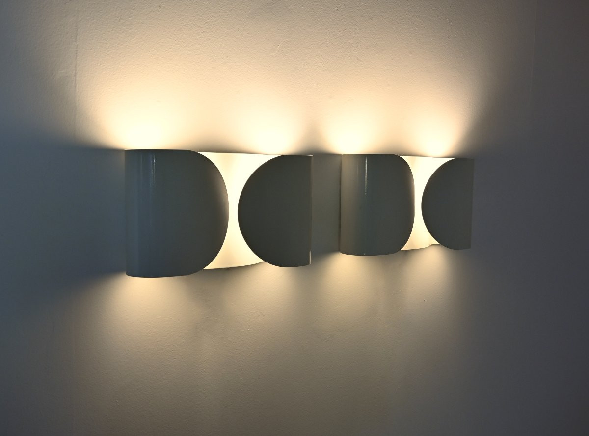 Pair of white foglio sconces by Tobia & Afra Scarpa for Flos, 1960's
