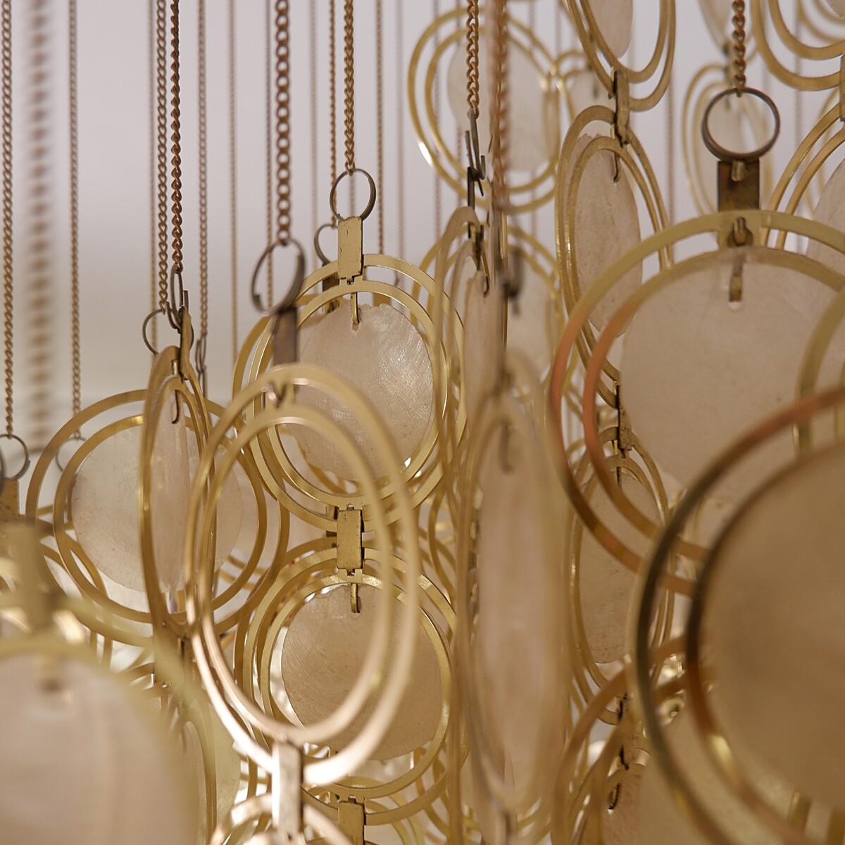 Pendant Light Chandelier Panton style with mother-of-pearl discs and laiton circles.