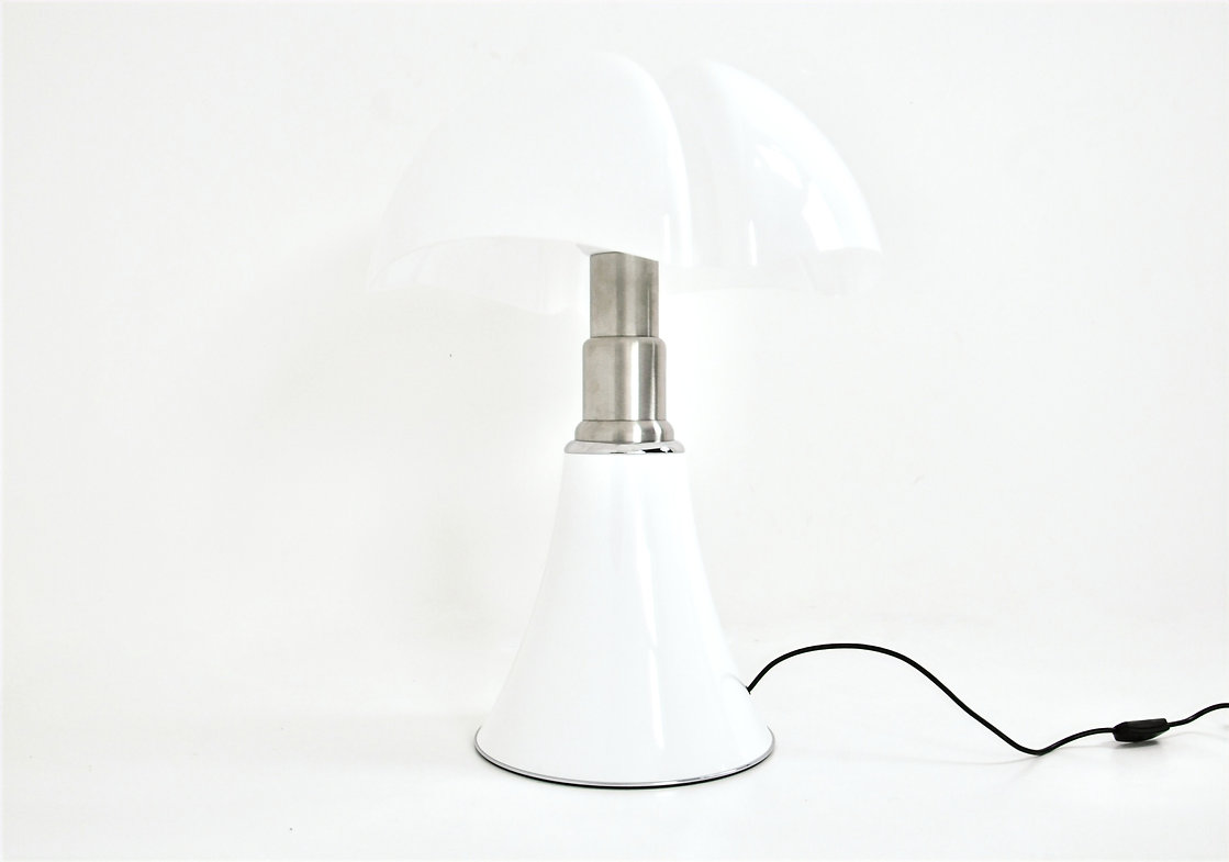 Pipistrello Table Lamp by Gae Aulenti for Martinelli Luce