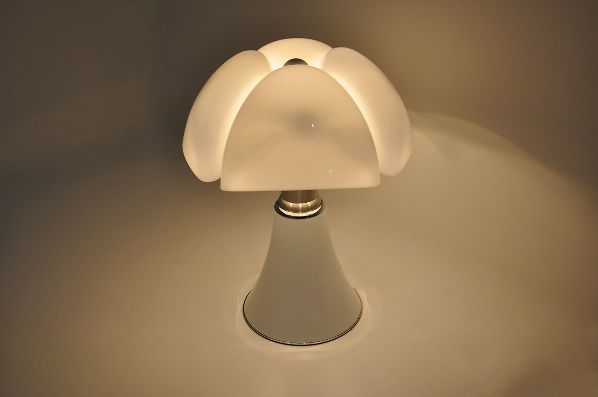 Pipistrello Table Lamp by Gae Aulenti for Martinelli Luce