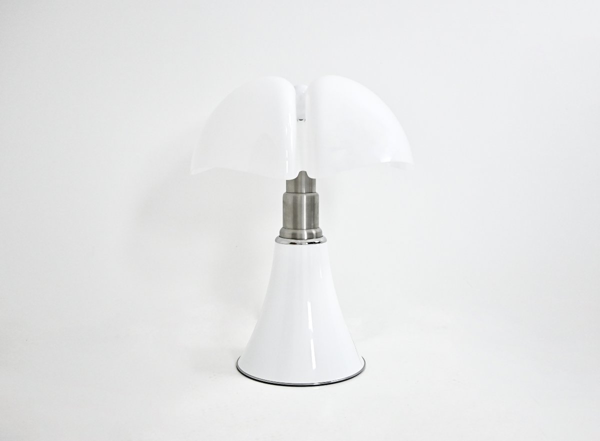 Pipistrello Table Lamp by Gae Aulenti for Martinelli Luce