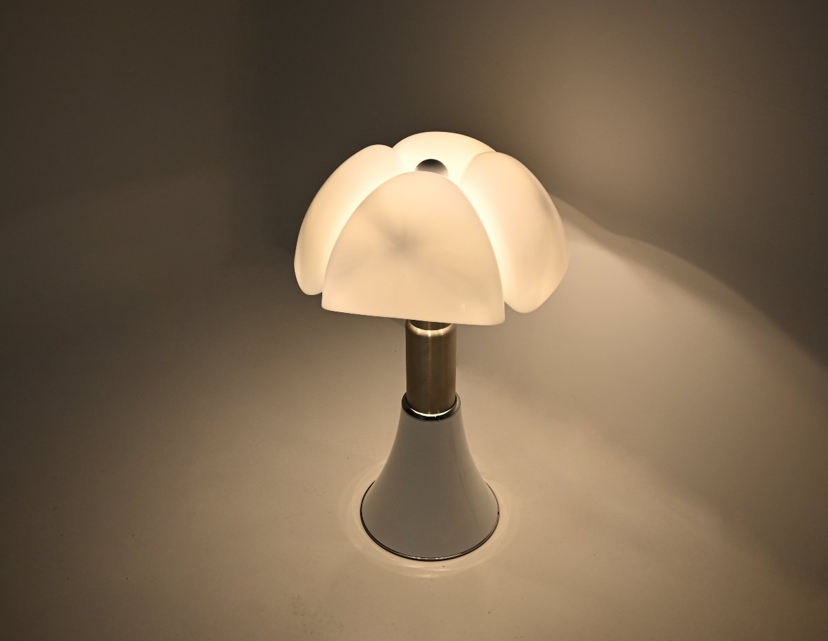Pipistrello Table Lamp by Gae Aulenti for Martinelli Luce