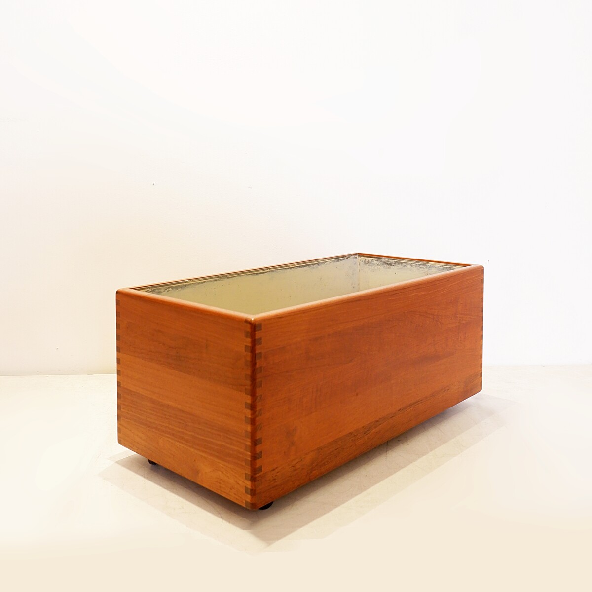 Scandinavian teak planter by Salin Nyborg, 1960s