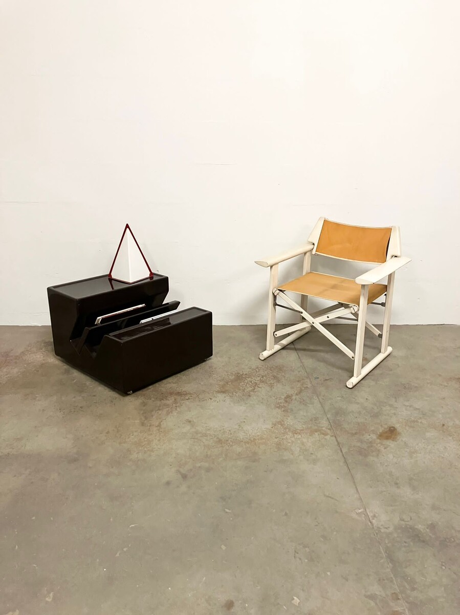 Sculptural coffee table with brown fibreglass storage on castors , Italy 1970