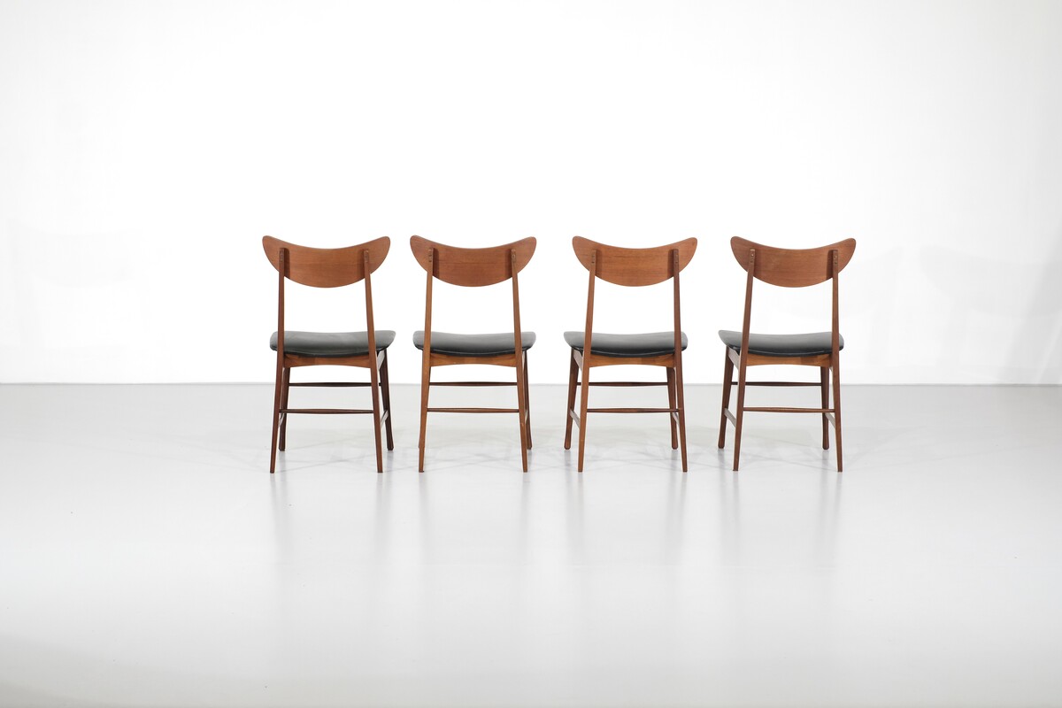 Set of 4 dining chairs in teak, Denmark - 1960s