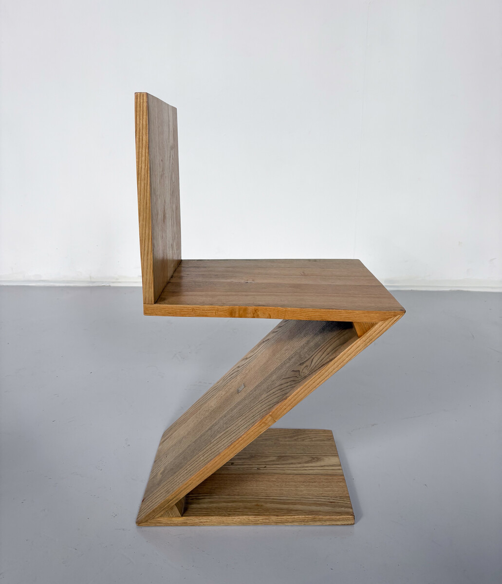 Set of 4 Zig Zag chairs by Gerrit Thomas Rietveld