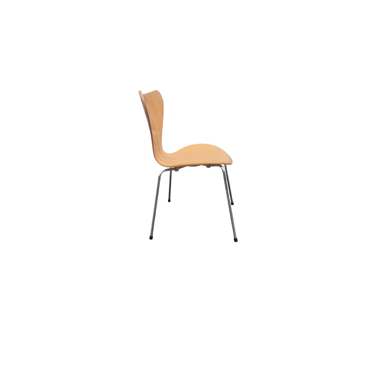 Set of 5 ant chairs model 3107 by Arne Jacobsen for Fritz Hansen, 97-98