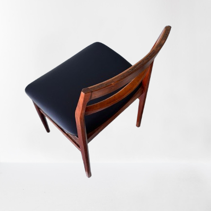 Set of 6 dining chairs in Rio rosewood by Henning Kjaernulf for Vejlestolefabriek, rehupolstered, Denmark, 60s