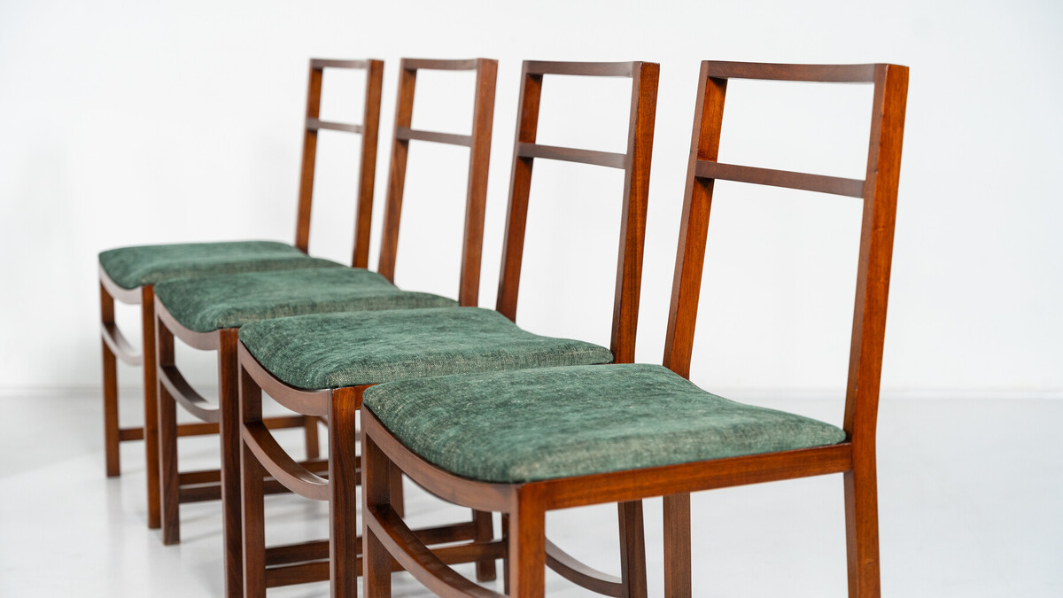 Set of 8 Mid-Century  Dining Chairs by Renato Venturi for MIM, 1950s