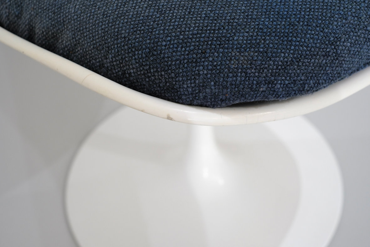 Set of Chair model Tulip by Eero Saarinen For Knoll International, USA 1957
