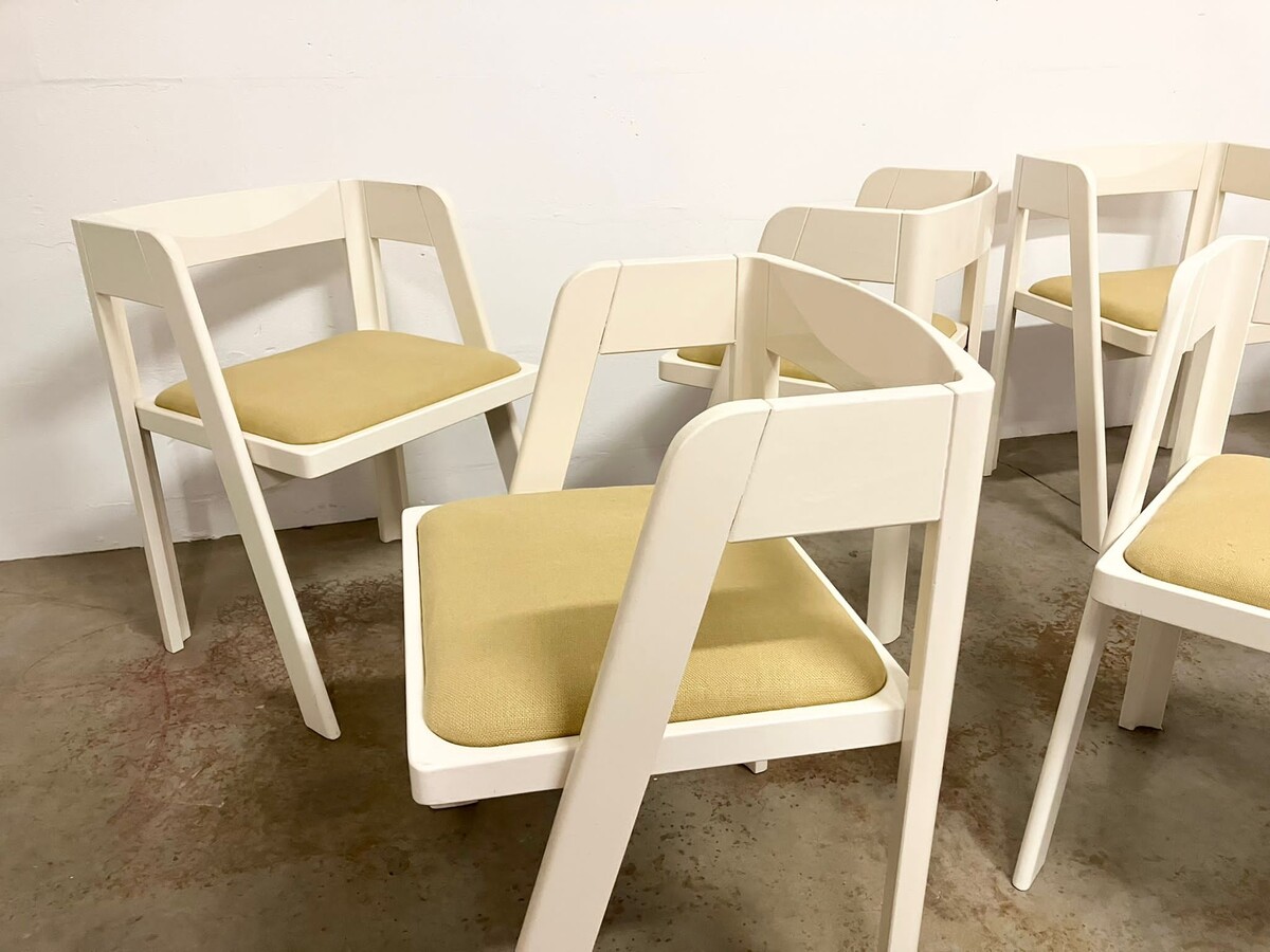 Set of eight white lacquered wood Programme C dining chairs by Tito Agnoli for Citterio, Italy, 1970s