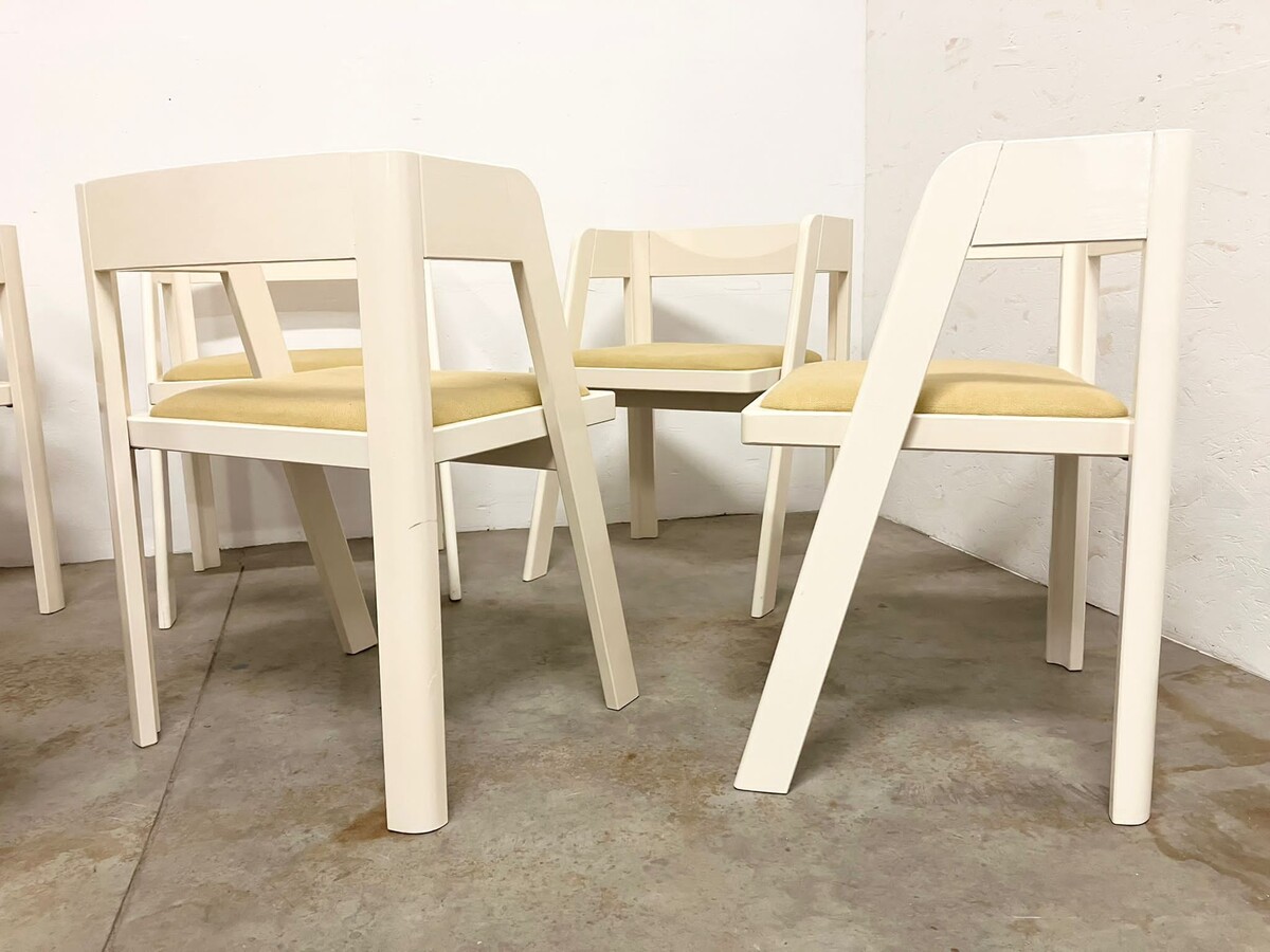 Set of eight white lacquered wood Programme C dining chairs by Tito Agnoli for Citterio, Italy, 1970s