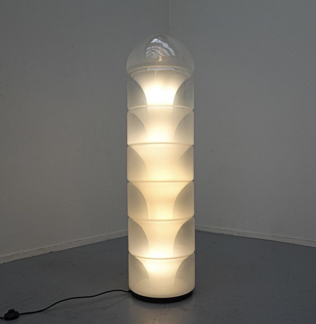 Sfumato Floor Lamp Model LT316 By Carlo Nason For Mazzega