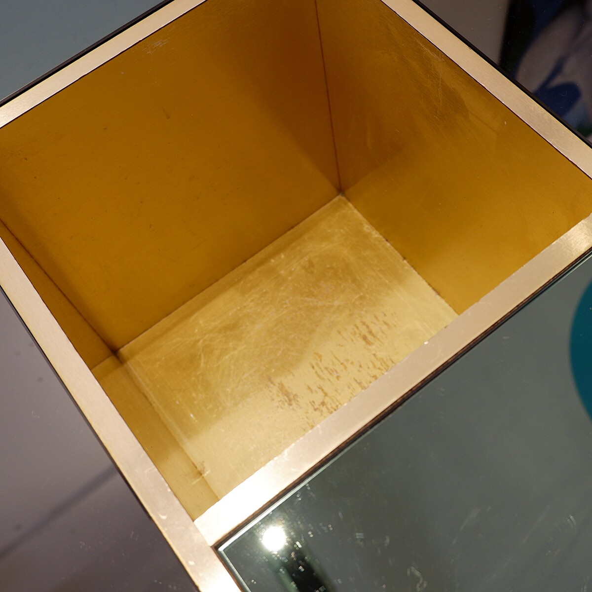 'Shilling' coffee table by Giovanni Ausenda, Guido Baldo Grossi & Gianni Gavioli for NY Form of Bologna. 1970s