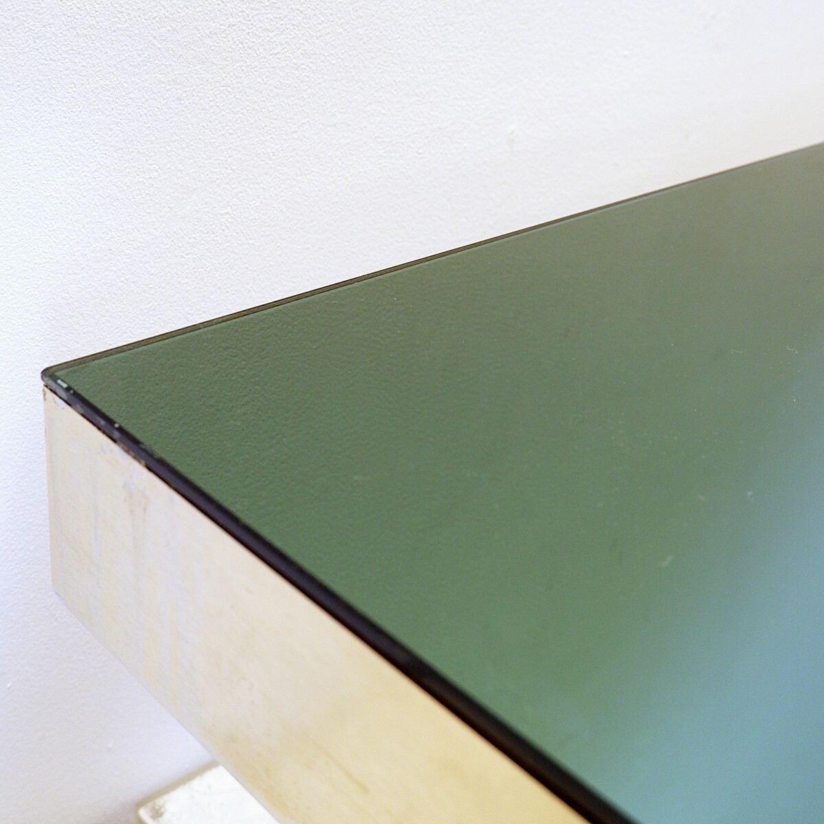 'Shilling' coffee table by Giovanni Ausenda, Guido Baldo Grossi & Gianni Gavioli for NY Form of Bologna. 1970s