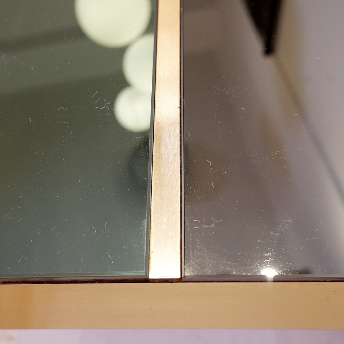 'Shilling' coffee table by Giovanni Ausenda, Guido Baldo Grossi & Gianni Gavioli for NY Form of Bologna. 1970s