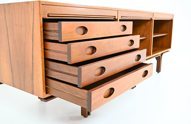 Sideboard by Gianfranco Frattini for Bernini, 1950s
