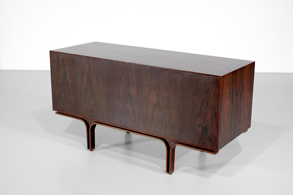 Sideboard by Gianfranco Frattini for Bernini, Italy 1960s.