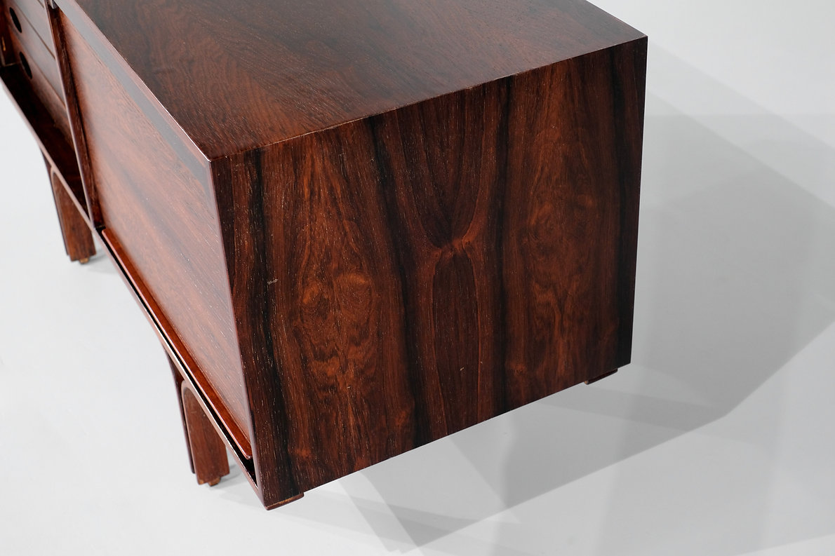 Sideboard by Gianfranco Frattini for Bernini, Italy 1960s.