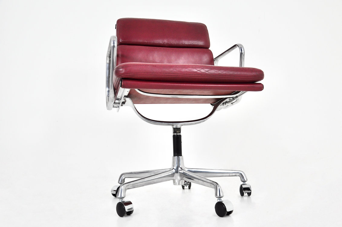 Soft Pad Office Chairs by Charles & Ray Eames for ICF, 1970S, Set of 6