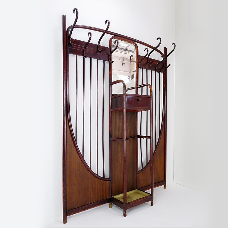 Thonet Art Nouveau Wall Mounted Coat Rack, Vienna, circa 1900