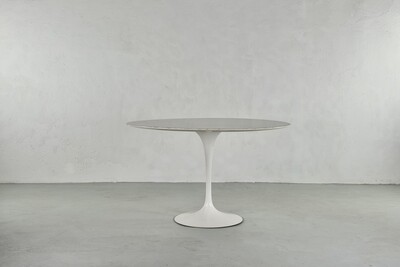 Tulip table in melaminated wood by Eero Saarinen for Knoll international - 1960s