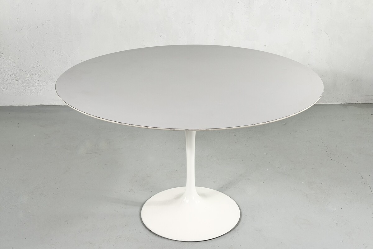 Tulip table in melaminated wood by Eero Saarinen for Knoll international - 1960s