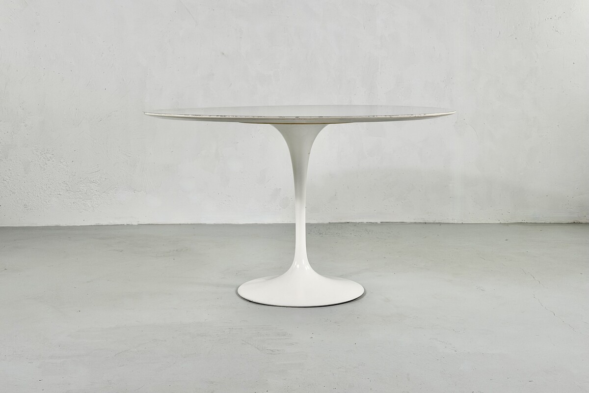 Tulip table in melaminated wood by Eero Saarinen for Knoll international - 1960s