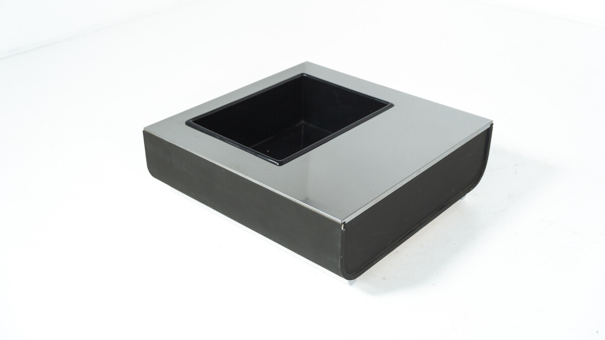 Two Parts Coffee Table, Italy, 1970s