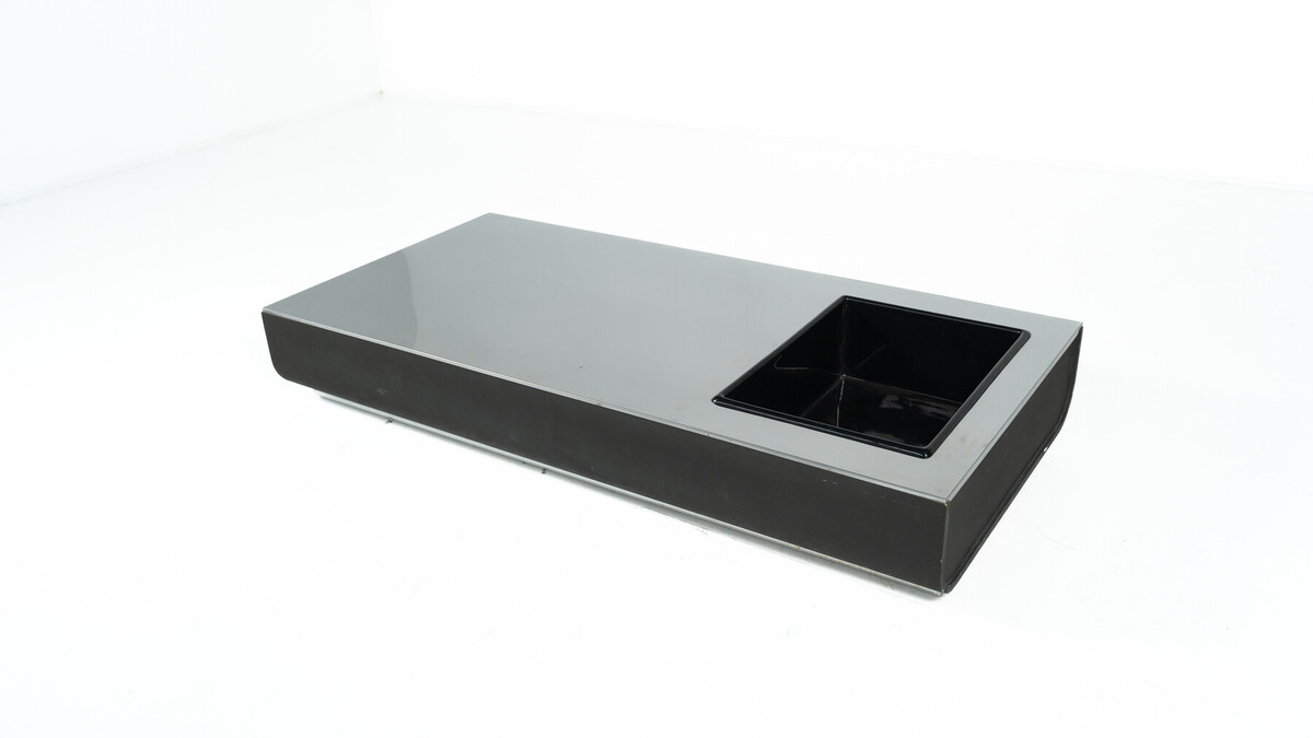 Two Parts Coffee Table, Italy, 1970s