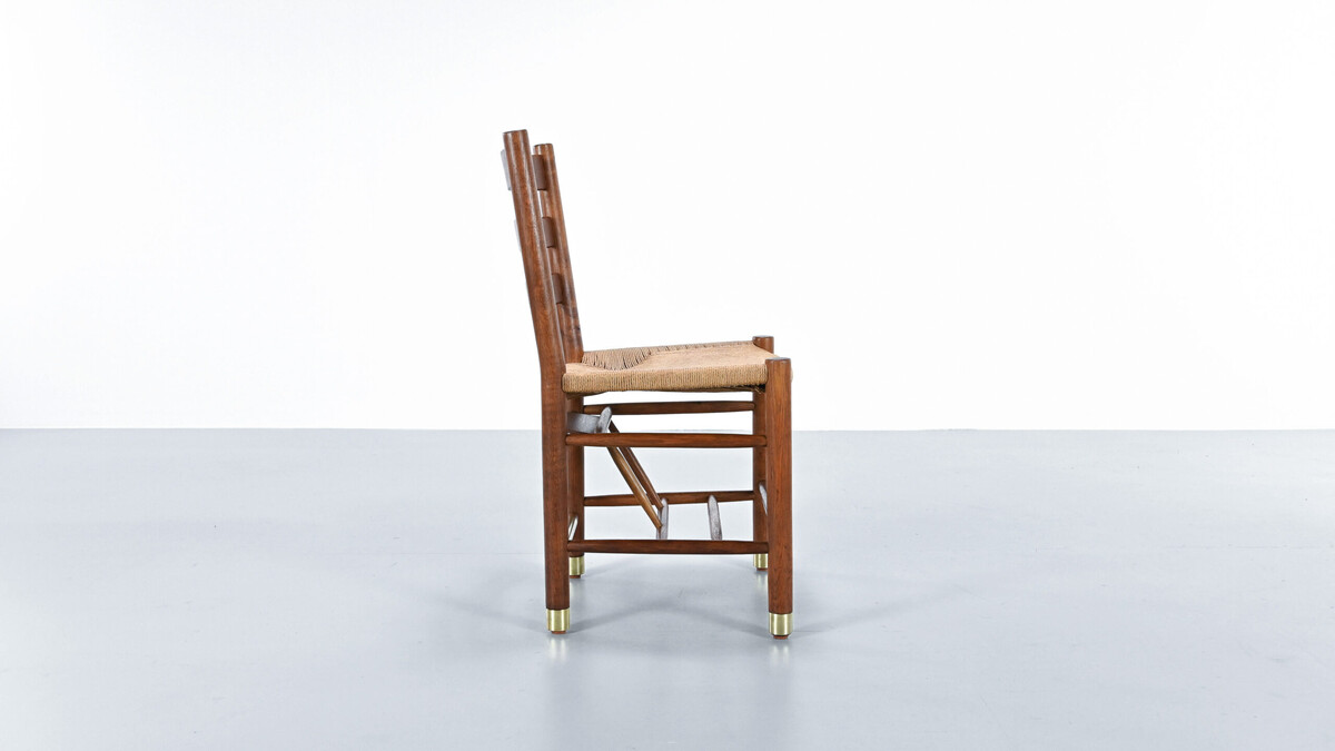 Viggo Hardie-Fischer, set of 6 Danish “Church Chairs” in oak for Sorø Møbelfabrik. 1950s