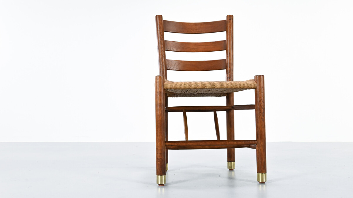 Viggo Hardie-Fischer, set of 6 Danish “Church Chairs” in oak for Sorø Møbelfabrik. 1950s
