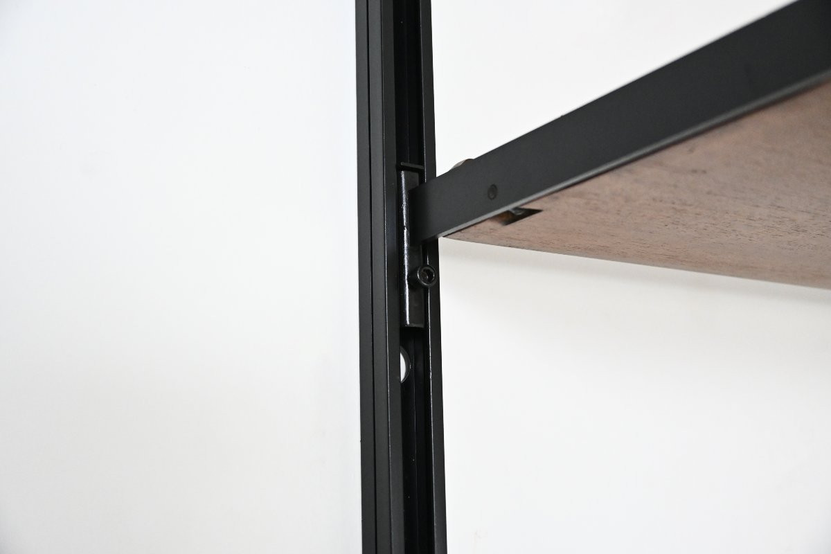 Wall unit E22 by Osvaldo Borsani for Tecno, 1950s