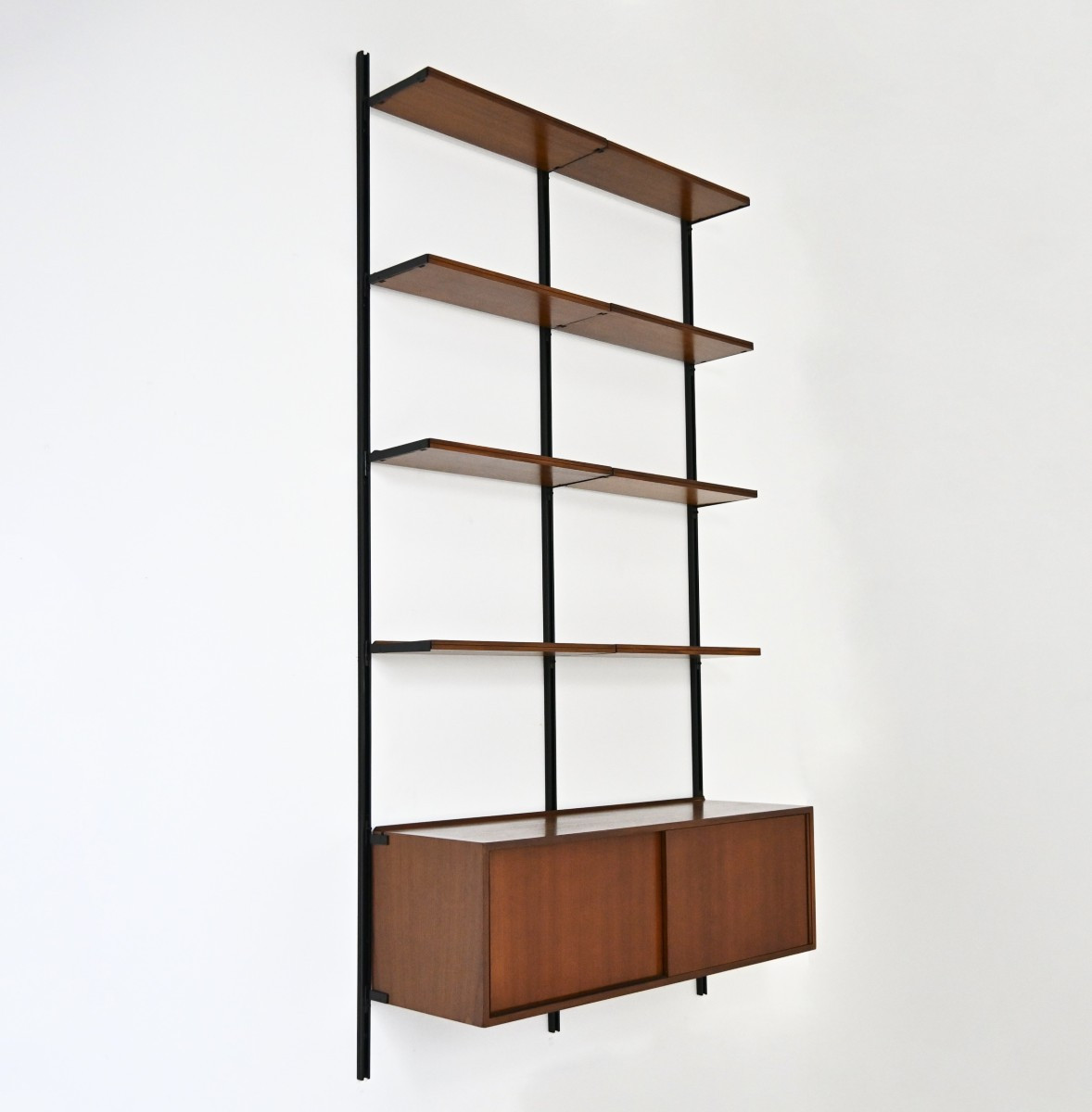 Wall unit E22 by Osvaldo Borsani for Tecno, 1950s