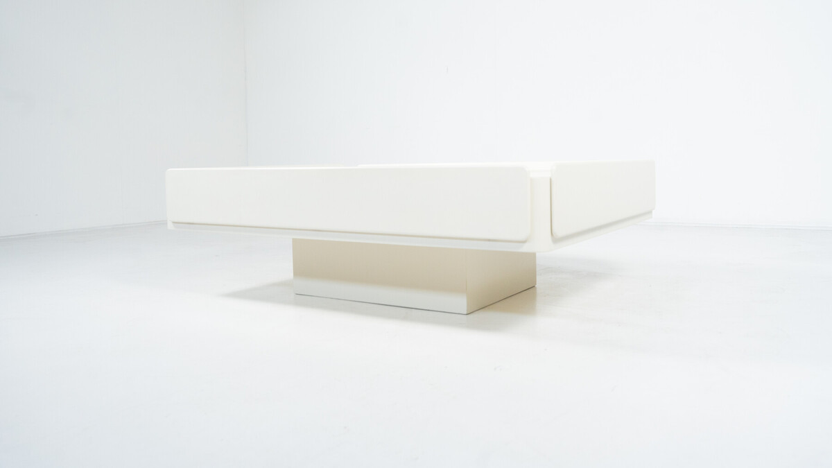White Caori Coffee Table by Vico Magistretti for Gavina, Italy, 1960s