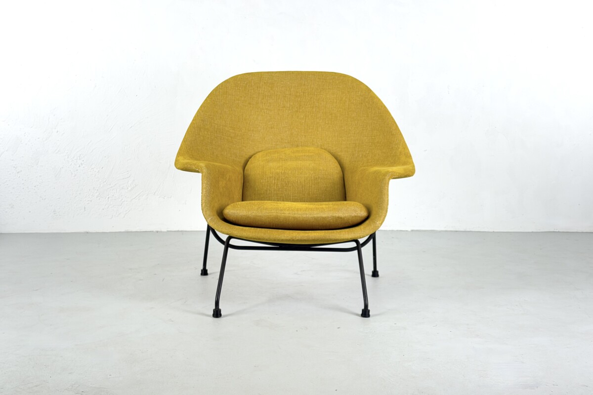 Womb chair by Eero Saarinen for Knoll International - 1950s