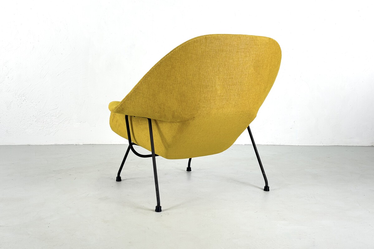 Womb chair by Eero Saarinen for Knoll International - 1950s