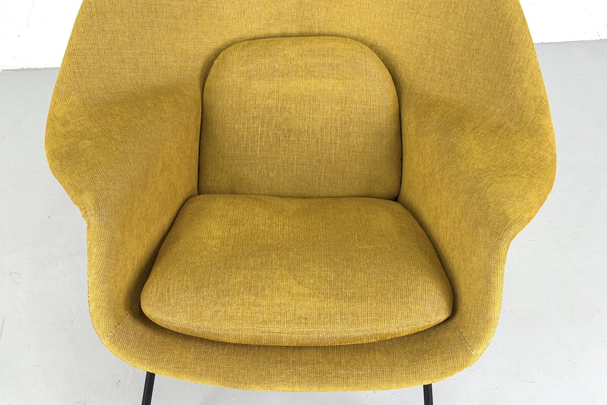 Womb chair by Eero Saarinen for Knoll International - 1950s